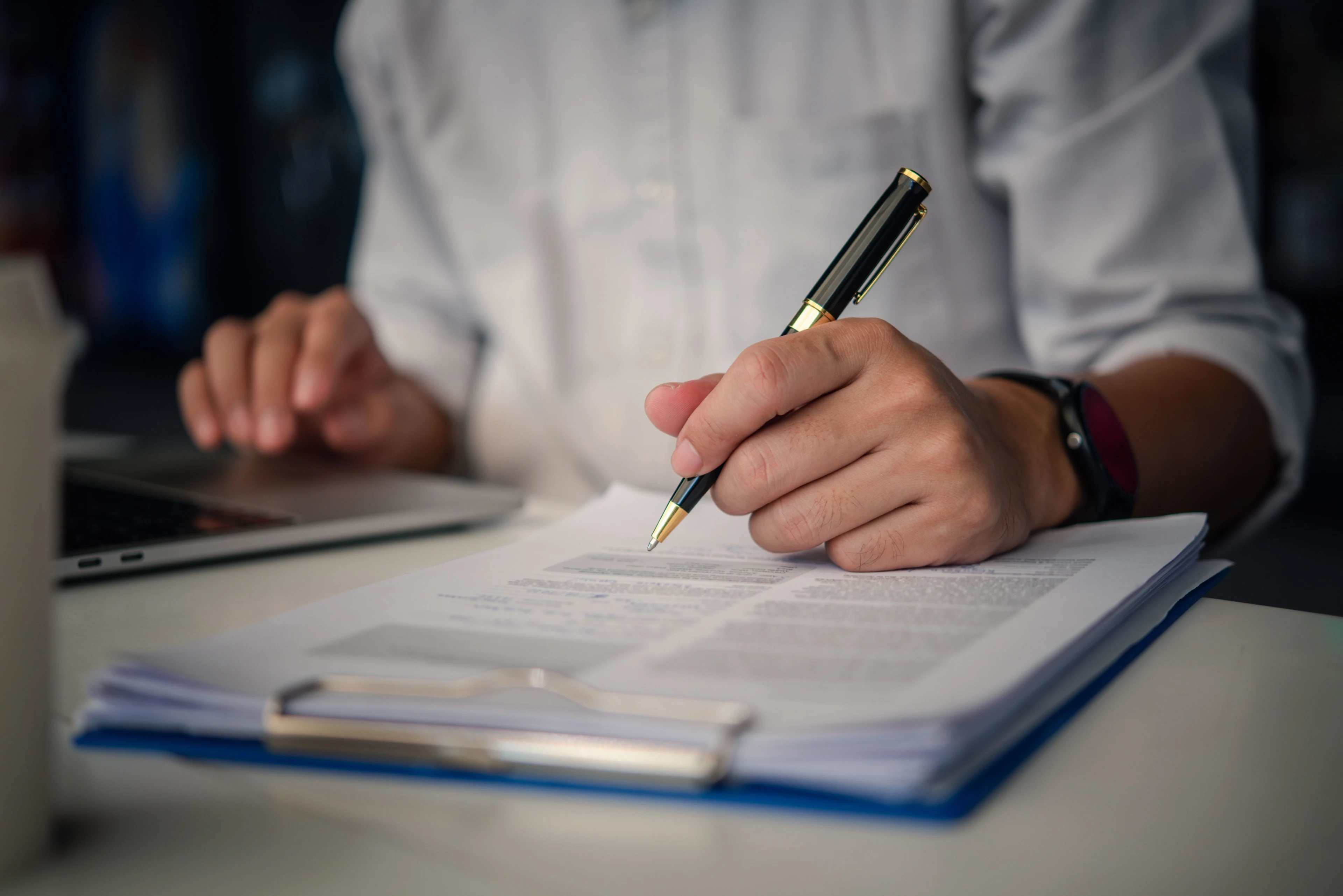 Deemed Contracts Business Electricity Rates Explained (UK Guide)